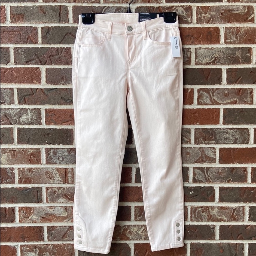 Reitmans Soft Pink Ankle Cropped Pants